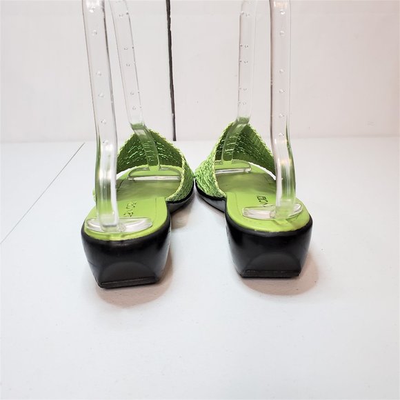 *SOLD* Cabin Creek Ginny Mesh Sandals 7.5 - Picture 3 of 8